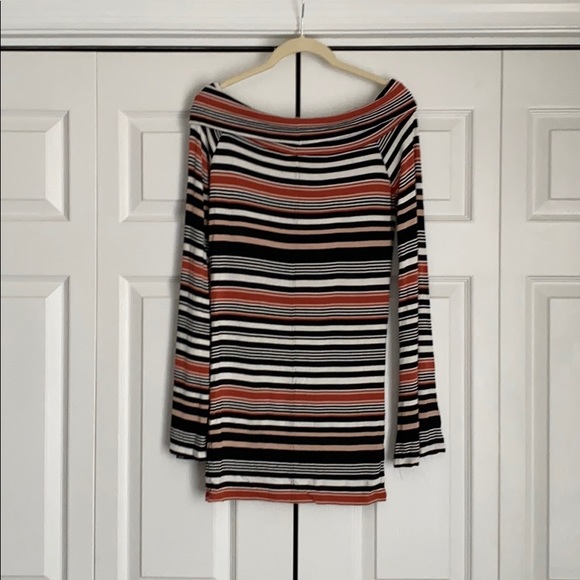 Women’s free people off the shoulder top. - Picture 3 of 3